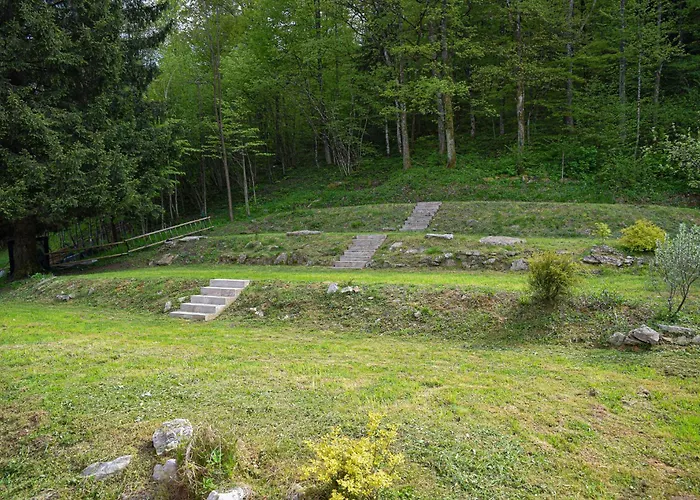 Campingplatz Grajski Kamp - Pitch Your Own Tent