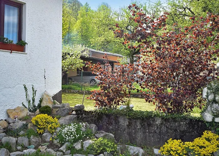 Grajski Kamp - Pitch Your Own Tent Campingplads Kocevje